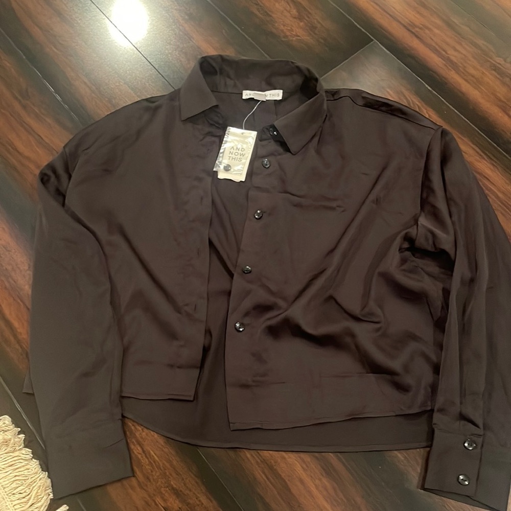 Satin black cropped button down